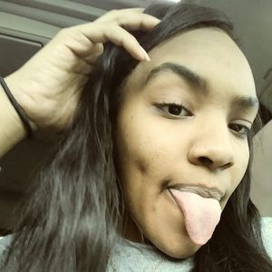 Meet your Posher, Johnnaee